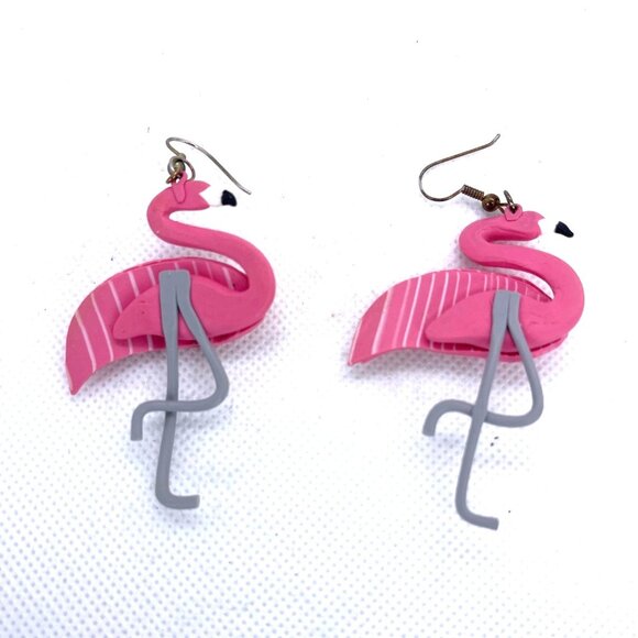 Pink Flamingo Brooch Pin Pierced Dangle Earring Set Handcrafted Lightweight VTG - Picture 10 of 12